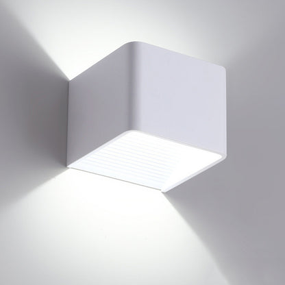 Square LED Wall Lamp – Modern Indoor Lighting Fixture
